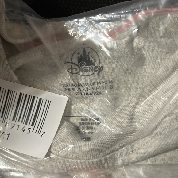 Disney shirt - Picture 4 of 4